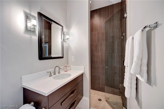 property at 1375 Gordon Dr