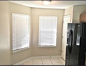 4491 Cobblefield Cir E in Jacksonville, FL - Building Photo - Building Photo