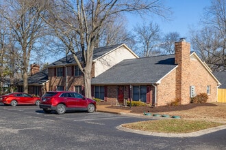 Emory Place in Nashville, TN - Foto de edificio - Building Photo