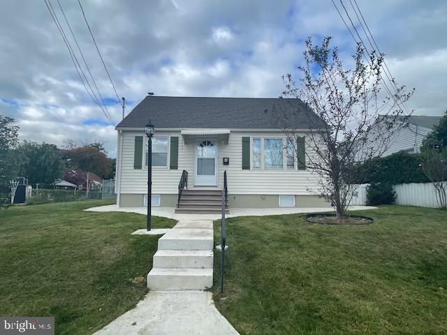 property at 1617 E Cambridge St