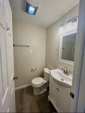 469 Westfield St, Unit 8A in West Springfield, MA - Building Photo - Building Photo