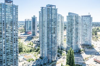 Park Avenue West in Surrey, BC - Building Photo - Building Photo