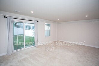 5 Sage Wy in Mount Laurel, NJ - Building Photo - Building Photo