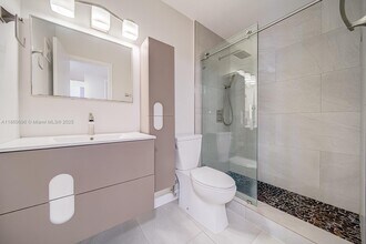 13872 SW 90th Ave in Miami, FL - Building Photo - Building Photo
