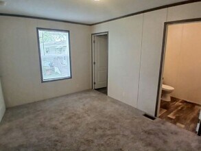 64 Hollywood Dr in Madison, WI - Building Photo - Building Photo