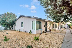 2009-13 Diamond St in San Diego, CA - Building Photo