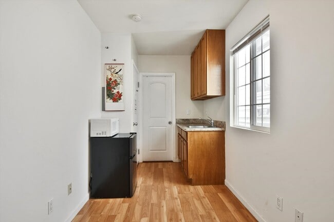 680 Broadway in San Francisco, CA - Building Photo - Building Photo