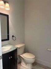 10947 NW 79th St in Miami, FL - Building Photo - Building Photo