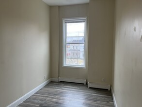 311 Main St in Biddeford, ME - Building Photo - Building Photo