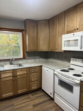 208 Ricker Ave in Greeneville, TN - Foto de edificio - Building Photo