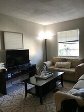 208 Coventry St in Boca Raton, FL - Building Photo - Building Photo
