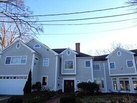 36 Sunhill Ln in Newton, MA - Building Photo