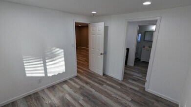 655 W Beverly Dr in Oxnard, CA - Building Photo - Building Photo