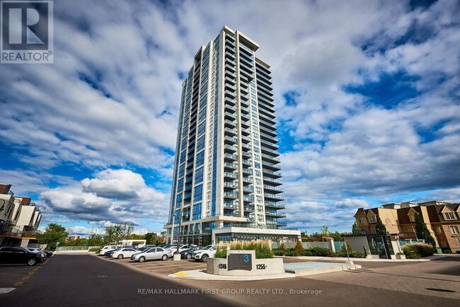 property at 1255 Bayly St