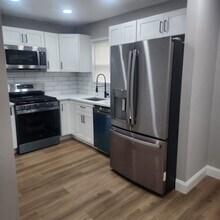 26 Forest Valley Dr in Toms River, NJ - Building Photo - Building Photo