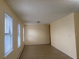 464 Wethersfield Ave in Hartford, CT - Building Photo