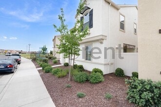 9287 Mystic Lake Alley in Sacramento, CA - Building Photo - Building Photo