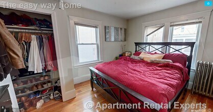 18 Bond St, Unit 3 in Somerville, MA - Building Photo - Building Photo