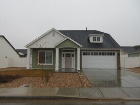 112 N Hartford Dr in Cedar City, UT - Building Photo
