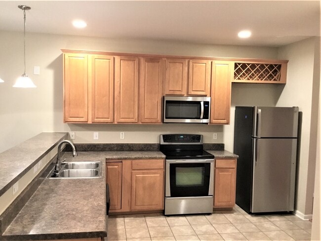 1326 Crystal Skye Ct in Burlington, NC - Building Photo - Building Photo