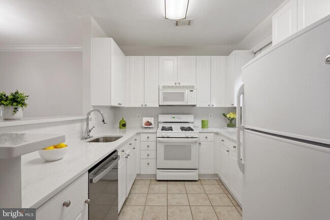 9490 Virginia Center Blvd in Vienna, VA - Building Photo - Building Photo