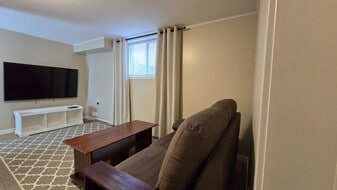 92 Clemens St in London, ON - Building Photo