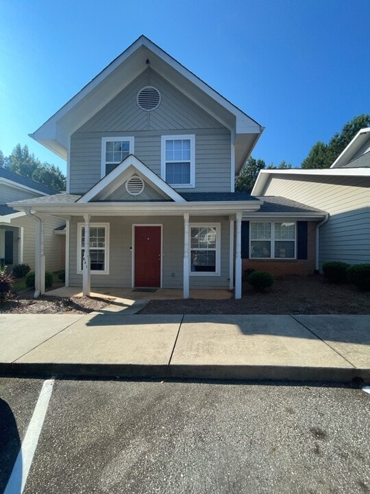 641 Bear Dr in Greenville, SC - Building Photo