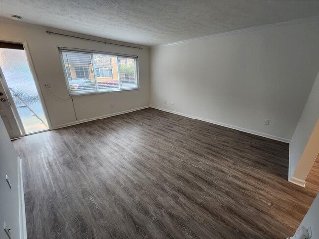 property at 120 Biscayne Dr NW