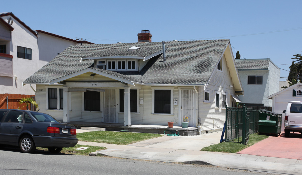 4421-4423 Marlborough Ave in San Diego, CA - Building Photo