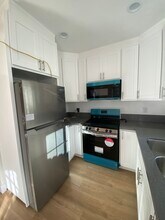 23460 Friar St in Woodland Hills, CA - Building Photo - Building Photo