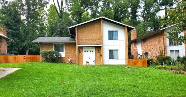 property at 6421 Earlham Dr