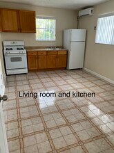 11960 SW 8th St in Miami, FL - Building Photo - Building Photo