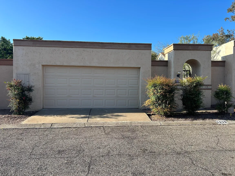 2825 W Medlar Pl in Tucson, AZ - Building Photo