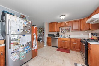 2 Faust Ct in Ann Arbor, MI - Building Photo - Building Photo