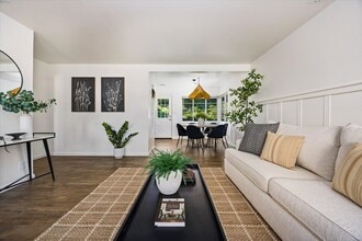 191 Del Sur Way in San Luis Obispo, CA - Building Photo - Building Photo