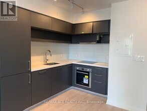 99-699 Foxbar Rd in Toronto, ON - Building Photo - Building Photo