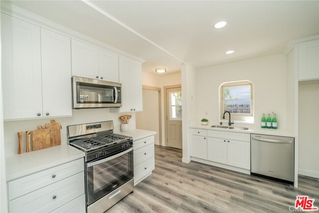 4219 Sunnyside Dr in Riverside, CA - Building Photo - Building Photo