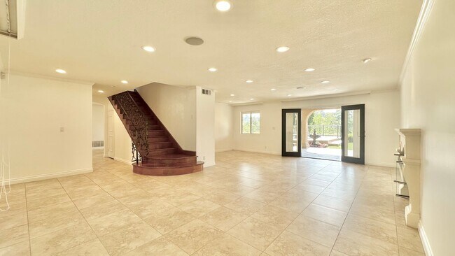 5433 Beeler Ave in Los Angeles, CA - Building Photo - Building Photo