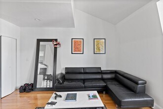 208 Washington in Chelsea, MA - Building Photo - Building Photo