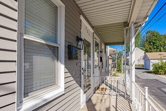 327 Arch St in Bethlehem, PA - Building Photo - Building Photo
