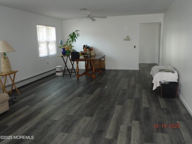 102 Troumaka St in Toms River, NJ - Building Photo - Building Photo