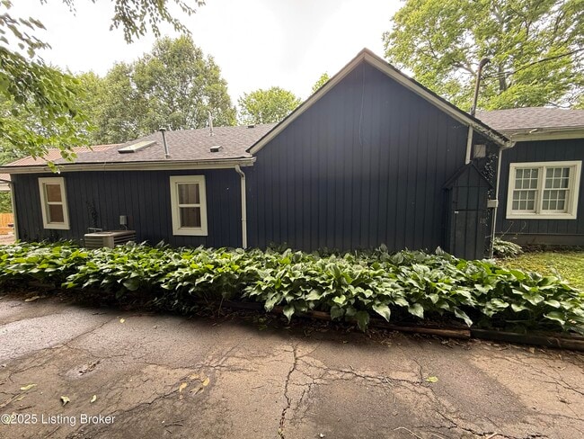 13416 Reamers Rd in Louisville, KY - Building Photo - Building Photo