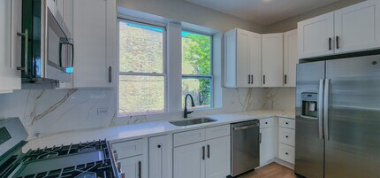 2552 S Central Park Ave, Unit 2 in Chicago, IL - Foto de edificio - Building Photo