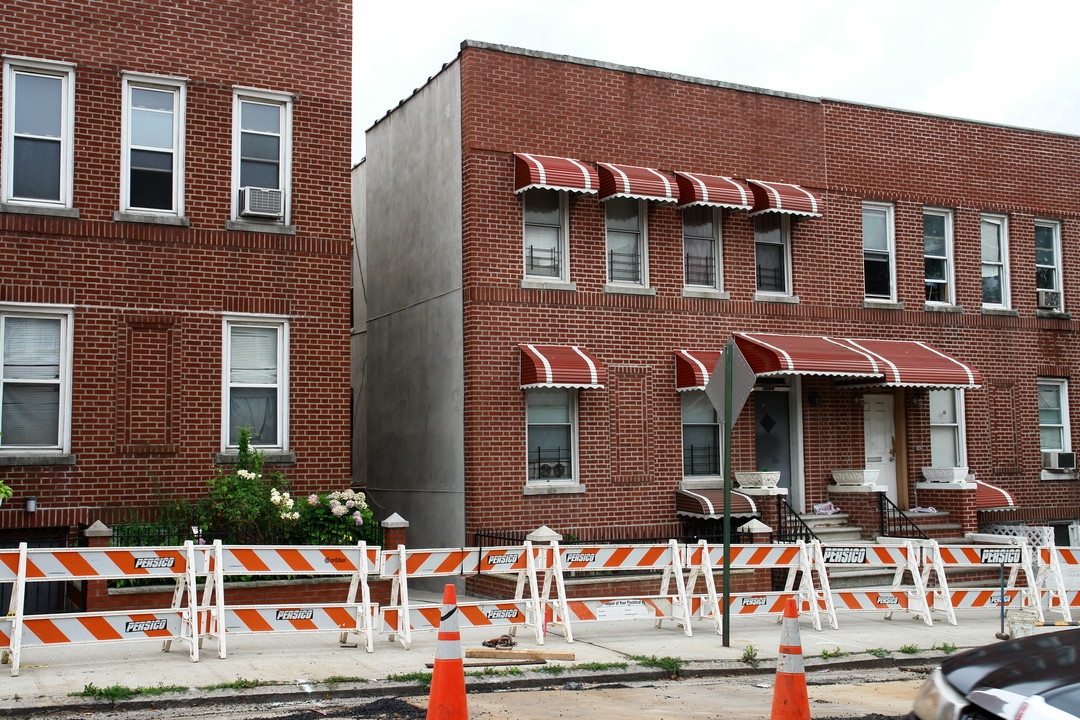 2144 Watson Ave in Bronx, NY - Building Photo