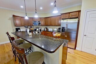 64 Mark Dr in Agawam, MA - Building Photo - Building Photo