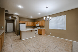 17047 W Stevenage St in Surprise, AZ - Building Photo - Building Photo