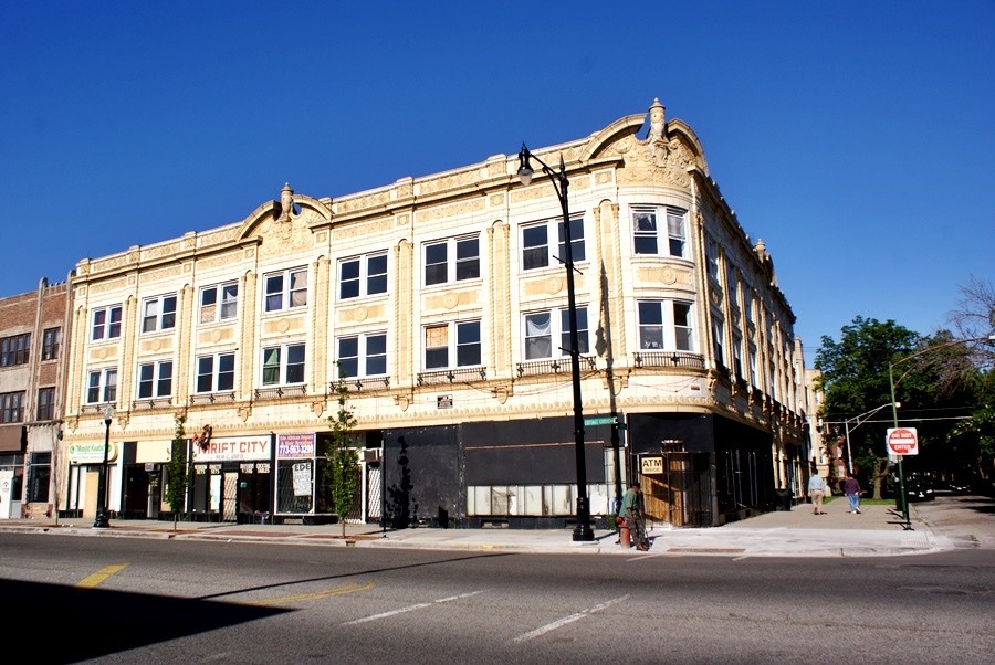 6131 S Michigan Ave in Chicago, IL - Building Photo