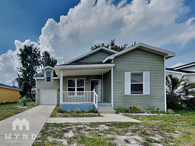 property at 3217 Spooner Dr