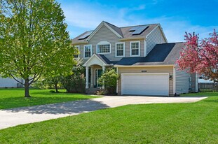 5229 Stapleton Dr in Kalamazoo, MI - Building Photo