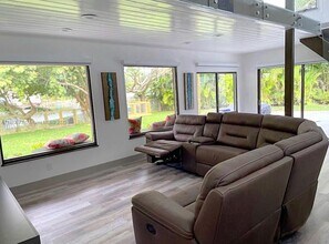 4311 SW 31st Dr in West Park, FL - Building Photo - Building Photo